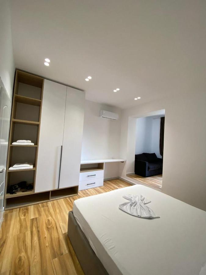 Luxury Apartments Blloku Tirana Exterior photo