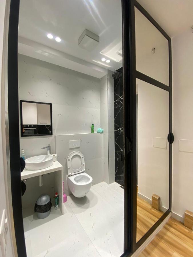 Luxury Apartments Blloku Tirana Exterior photo