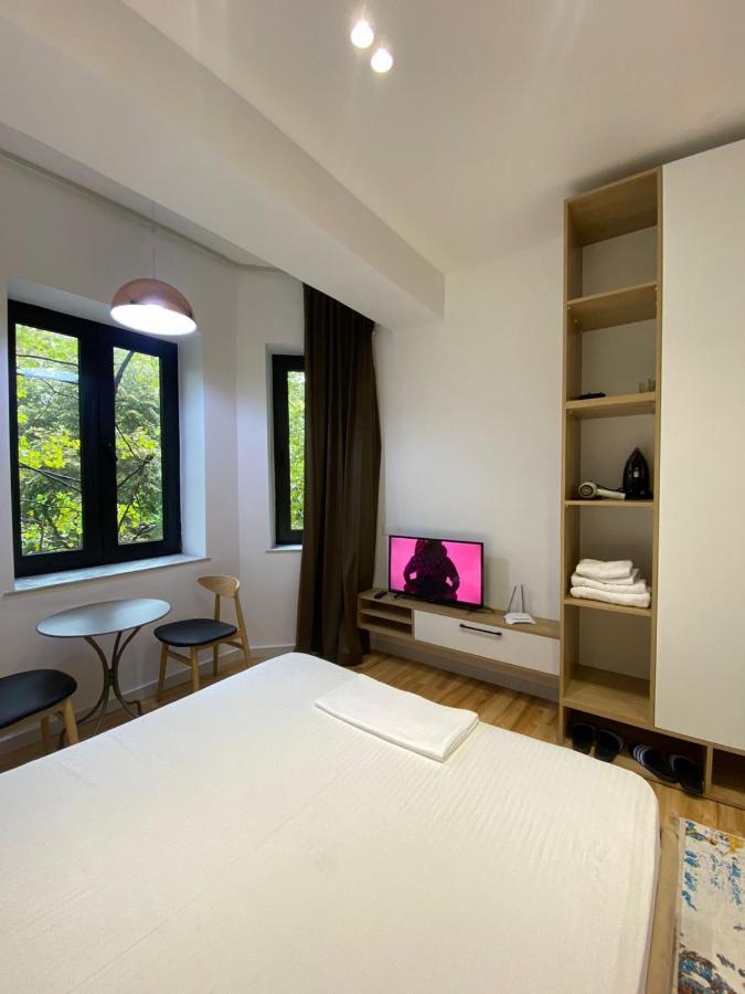 Luxury Apartments Blloku Tirana Exterior photo