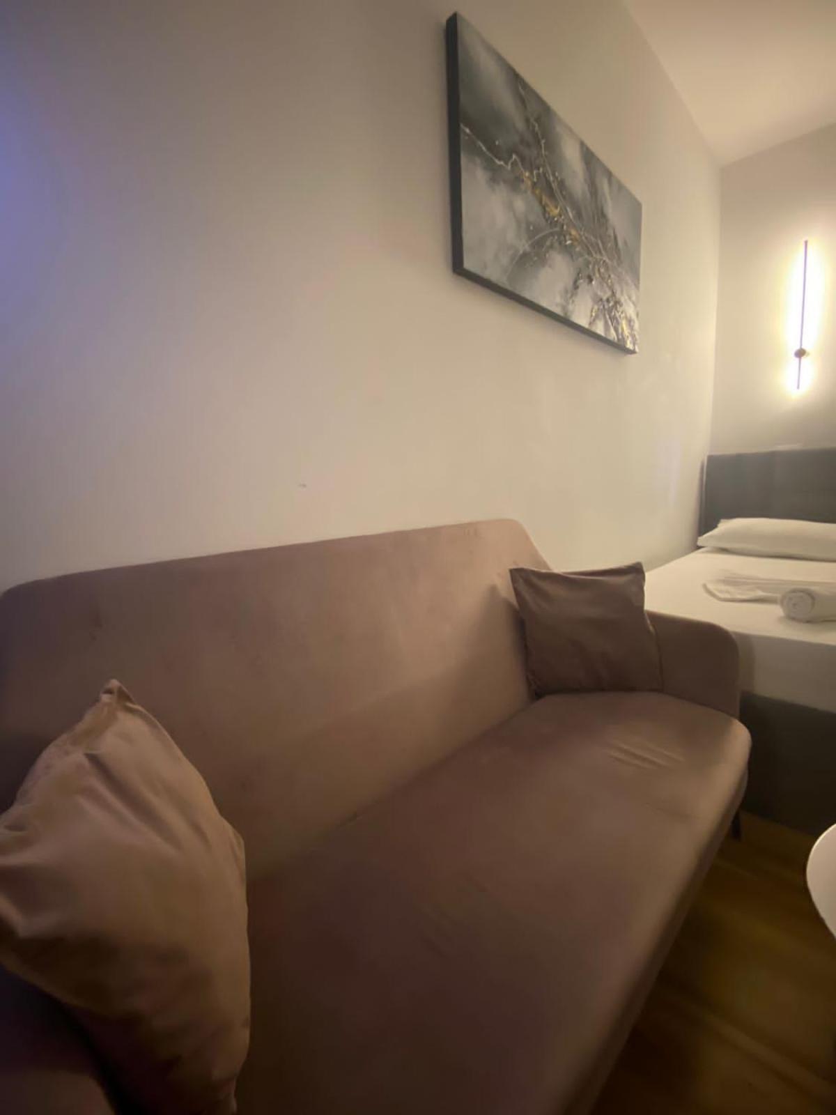 Luxury Apartments Blloku Tirana Exterior photo