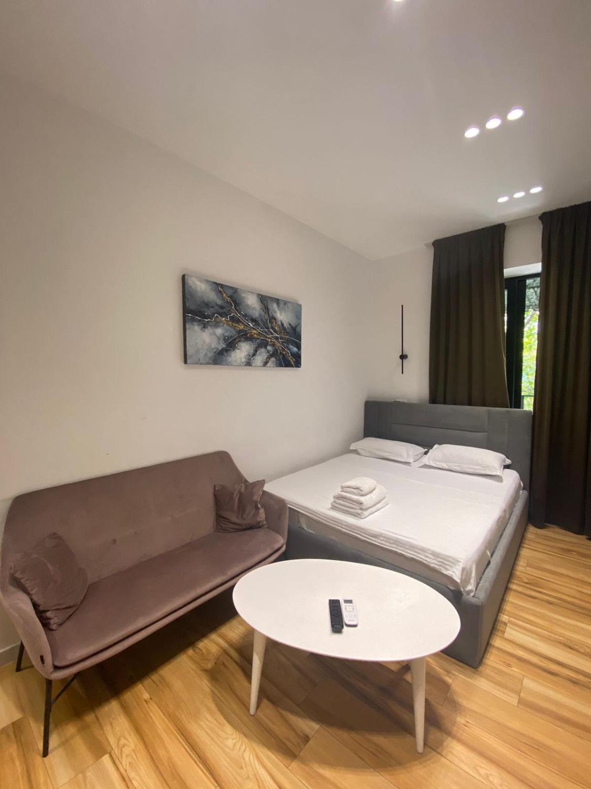 Luxury Apartments Blloku Tirana Exterior photo