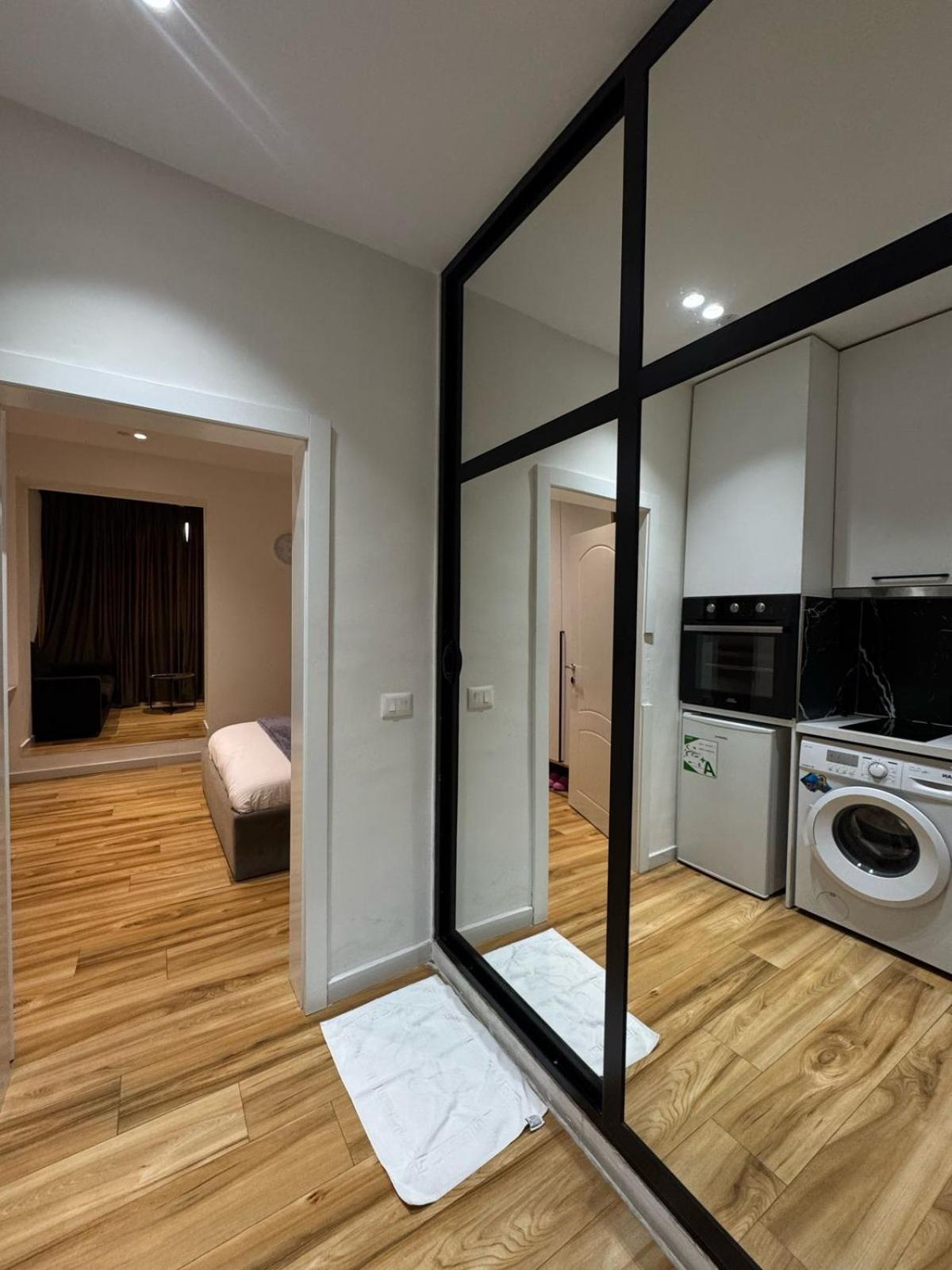 Luxury Apartments Blloku Tirana Exterior photo